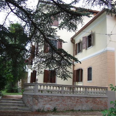 Bed and Breakfast Antica Scuderia Buttrio Exterior foto